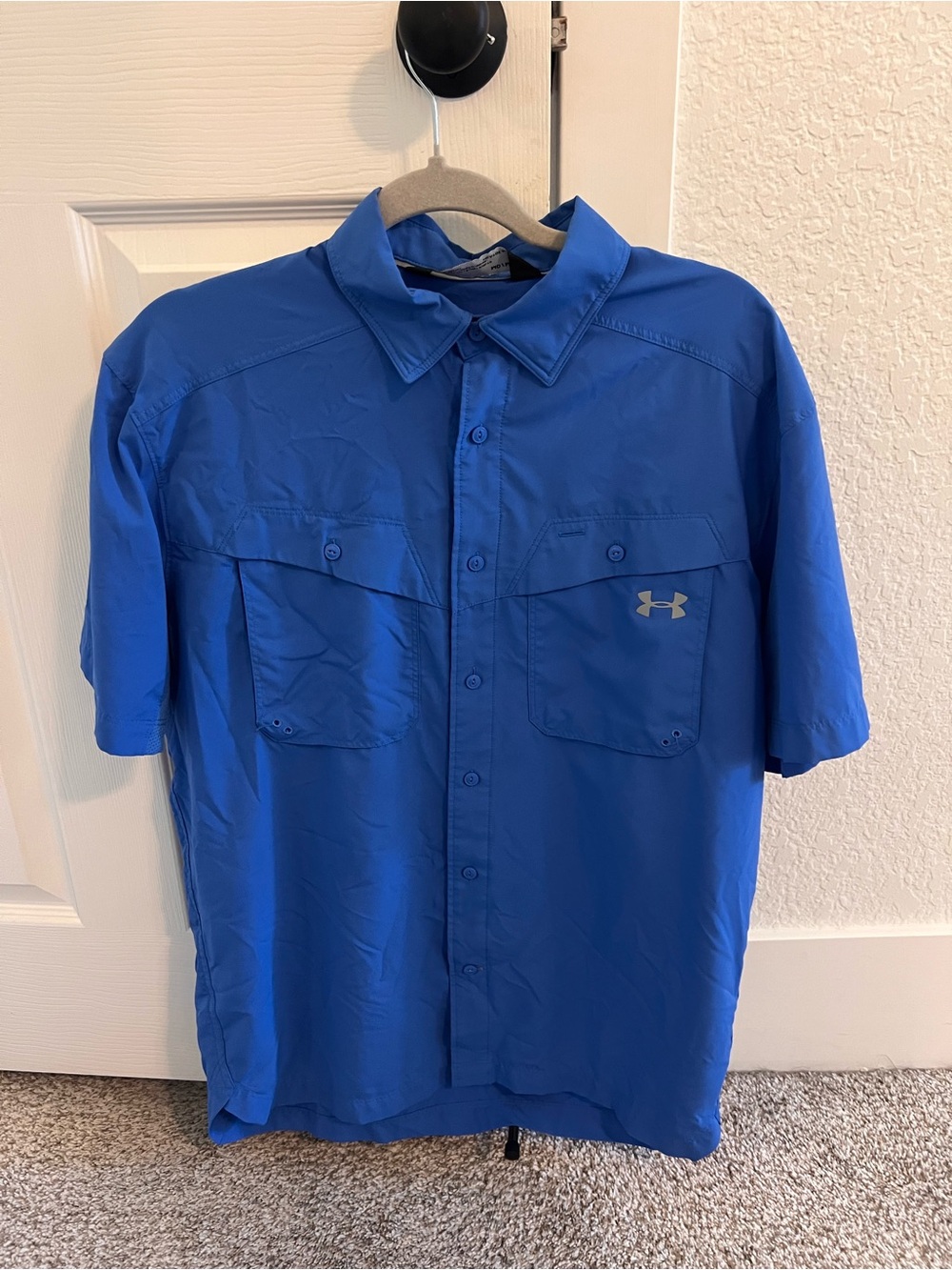 Under Armour Men’s Royal Blue Short-Sleeve Button-Down Shirt